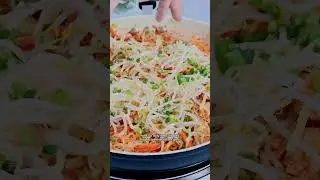 PCOS-Friendly Pad Thai (Low Carb Recipe) #shorts #pcos