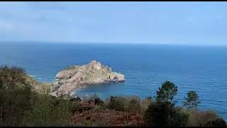 San Juan de Gaztelugatxe y Aketxe con sol