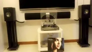 Audio Technica LP60 with KEF X300A active speakers (Norah Jones)