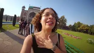 CAI NUM GOLPE NO TAJ MAHAL - ÍNDIA
