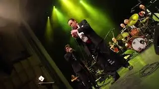 Tapani Kansa & Riku Niemi Orchestra: Katupoikien laulu