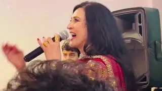 ښاپیرۍ نغمۍ ښکلی پروګرام وې ګورئ خوند ترینه واخلئ