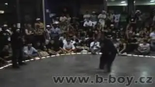 Farid VS Machine - Toprock Battle