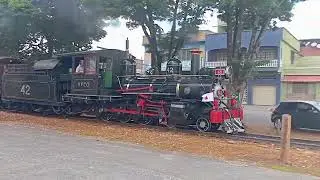 Confira algumas cenas da locomotiva 42