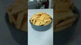 Sourdough Discard Cheese Crackers!