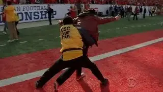 University of Houston football fans tackled, beaten by security guards
