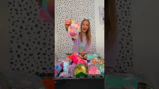 [ASMR] UNBOXING A MYSTERY DREAM *FIDGET* BATHBOMB!!🫢💦🎀💅🏻 (OMG....🥹) #Shorts