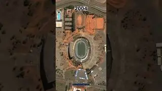O Est&aacute;dio Nacional de #Bras&iacute;lia e seu antecessor, o Man&eacute; Garrincha #brasilia #df #futebol #estadio