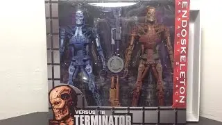 NECA Robocop Vs. The Terminator Endoskeleton 2 Pack (Toys R' Us Exclusive) Figures Review