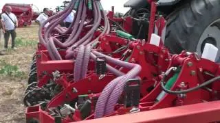 Strip-till: ecco come il Kultistrip lavora solo le bande di semina
