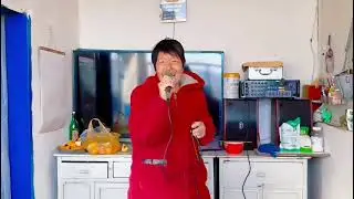 #RuralLifeChina #ChineseRuralDaily #ElderlyLife #RuralGrandma   Rural Grandma Sings After Tooth Pull