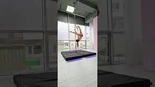 Силовые выходы с резинкой Pole dance, связка  #poledance #sport #fitness #polefitness #спорт #пилон