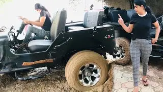 Jeep stuck in mud gone wrong | modify jeep exhausted sound in mud noisy @Punjabivlogg