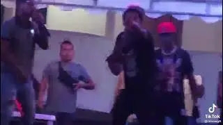 Lil New - Wuelcome caser&iacute;o (Remix)