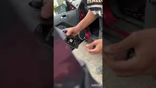 Installing 2014 mustang door panels in a 05-08 mustang