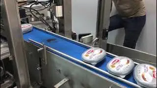 Cream cheese filling and sealing machine