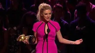 Kelsea Ballerini Wins The Freshest - Best New Artist at RDMA 2016