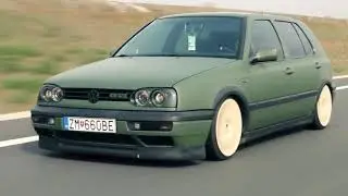 wonderful green GOLF MK3 on beige wheels and it's bagged