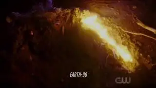 the flash 5x09 elsewords opening scene