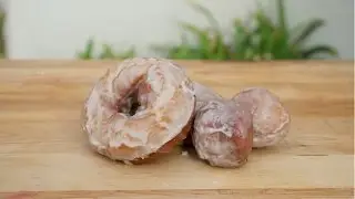 How to Make Pumpkin Doughnuts