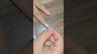 easy feather 🪶 nail art at home #shortsvideo #nailart #shorts