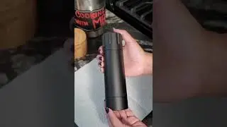 Testing out ultimate pepper grinder - Pepper Cannon by M&auml;nnkitchen