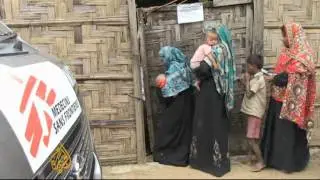 Bangladesh orders halt in aid to Rohingya