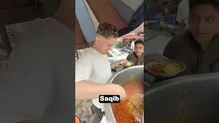 Он Самый Известный Уличный Торговец В Пакистане