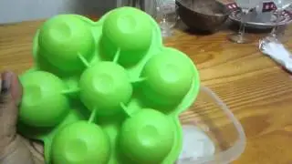 Silicone baby storage container by baking wizard
