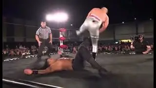 Cody Rhodes hits a beautiful submission counter to Damian Priest [Punishment Martinez] in ROH 2018