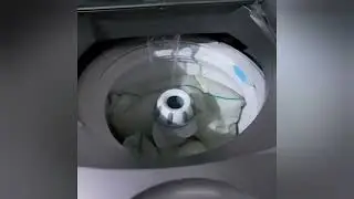 Lava tus almohadas en casa.