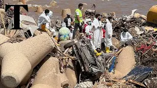 Libya: Rescue teams retrieve flood victims from devastated Derna
