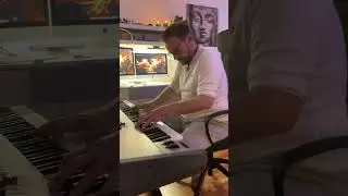 YAMAHA MOTIF ES8