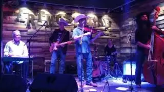 Jump the fence-Kevin Anthony & G-Town on the road