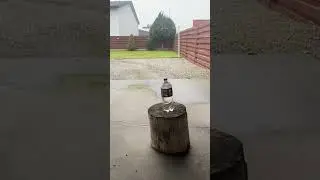 Rambo First blood (Greg Wall) vs water bottle