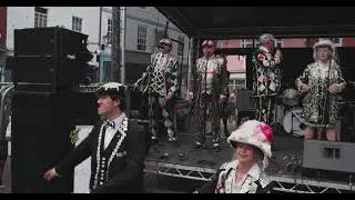 Faversham Hop Festival 2025 - London Pearly Kings & Queens Singalong