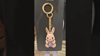 stradivarius брелоки много новинки