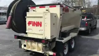 Spraying Mulch with the Finn BB5 5 Yard Bark Blower
