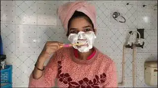 Indian Women Face Shave using Straight Razor 🪒 New video 2025
