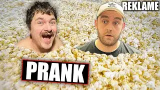POPCORN PRANK I HELE HANS HJEM