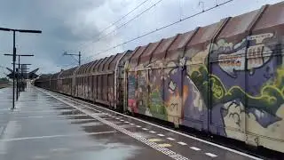 3 baks ICMm kruist 2 Goederentreinen op Diemen zuid(1 op het eind)gas en Volvo cargo donkere lucht