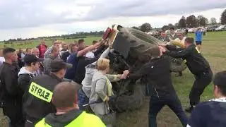 Dramatyczna pomoc Polak&oacute;w dla traktora i traktorzysty