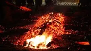 Explainer: Why Don't Fire Walkers Burn Their Feet?