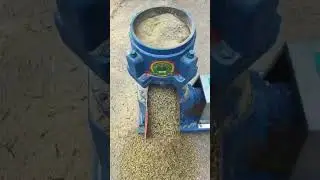 pellet machine making animal feed