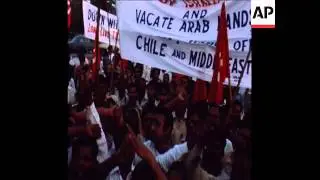 SYND 17-10-73 ANIT US DEMONSTRATION IN DELHI