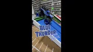 DIECAST Toy Monster Truck Racing | MONSTER JAM RIDE TRUCKS | Blue Thunder VS Grave Digger Ride Truck