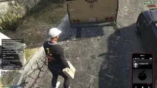 Grand Theft Auto V Box Stuck