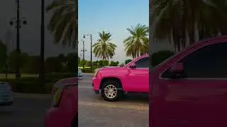 luxury |limousine Car in Dubai| Chrysler vs Gmc pink#shorts#chrysler#gmc #limousine#2022#luxury
