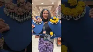 Flower jewellery for haldi mehndi #shiyarajput #bridal #laljees #trending #shaadi #yt #shorts #love
