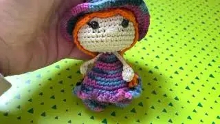 Vente Vinted porte clés petite poupée bambola au crochet